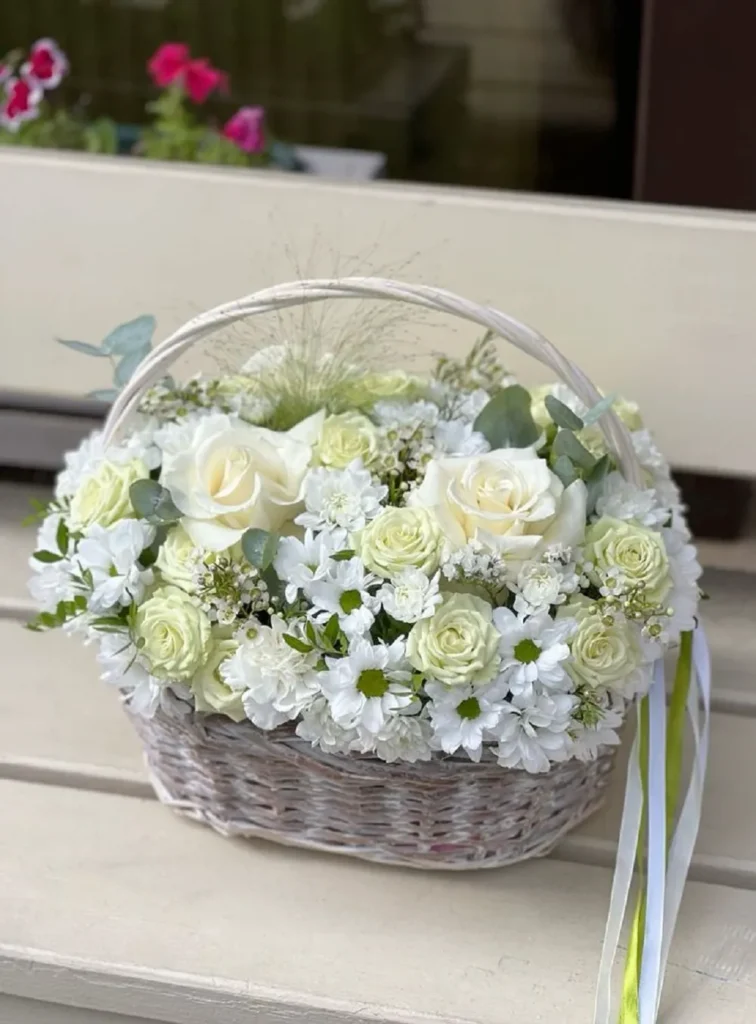 dat hoa dam tang de ban Đặt lẵng hoa đám tang để bàn sang trọng