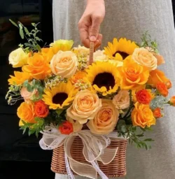 giỏ hoa khai trương màu vàng