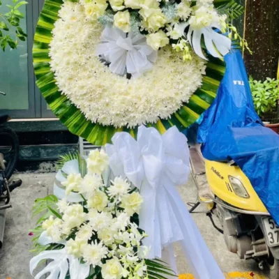 Đặt vòng hoa đám tang 2 tầng đi viếng, chia buồn