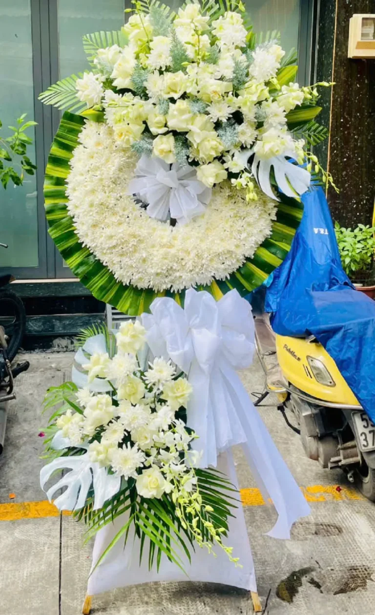 Đặt vòng hoa đám tang 2 tầng đi viếng, chia buồn