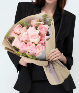 bó hoa hồng màu hồng