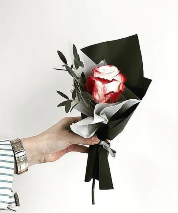 bo hoa hong 1 bong e1743075962676