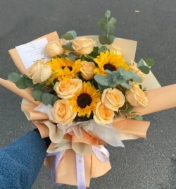 hướng dương tone vàng