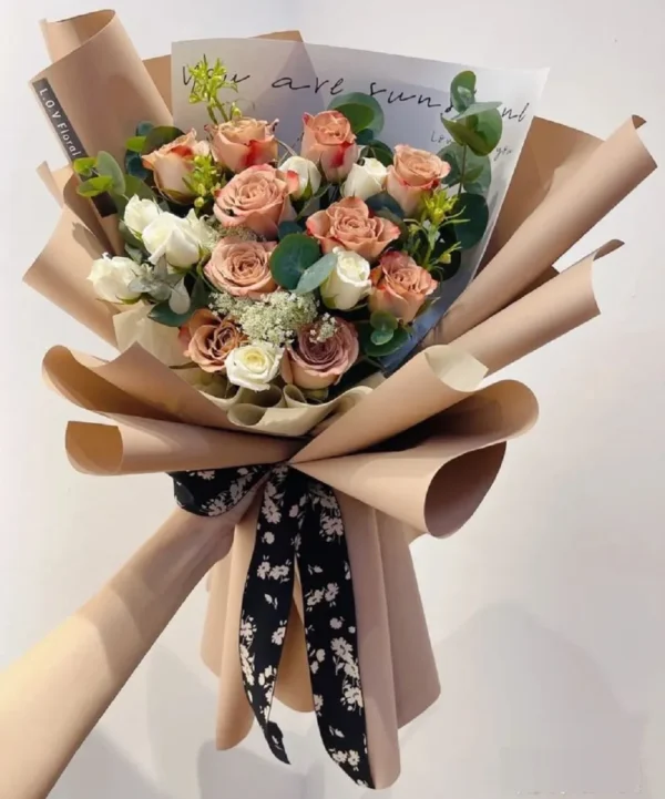 Bó hoa hồng Cappuccino mix hướng dương