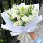 bó hoa cẩm chướng trắng