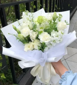 bó hoa cẩm chướng trắng