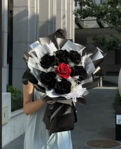 bó hồng đen sang trọng ấn tượng