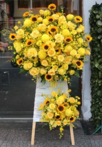 hoa khai trương tone vàng