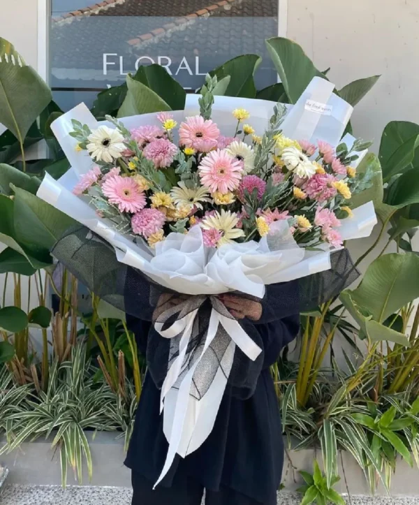 Hoa tặng em trai - Ảnh 2