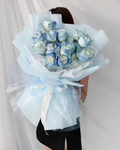 mua hoa hong tphcm 3 e1743076137445 30+ mẫu bó hoa hồng xanh đẹp tại 7f garden