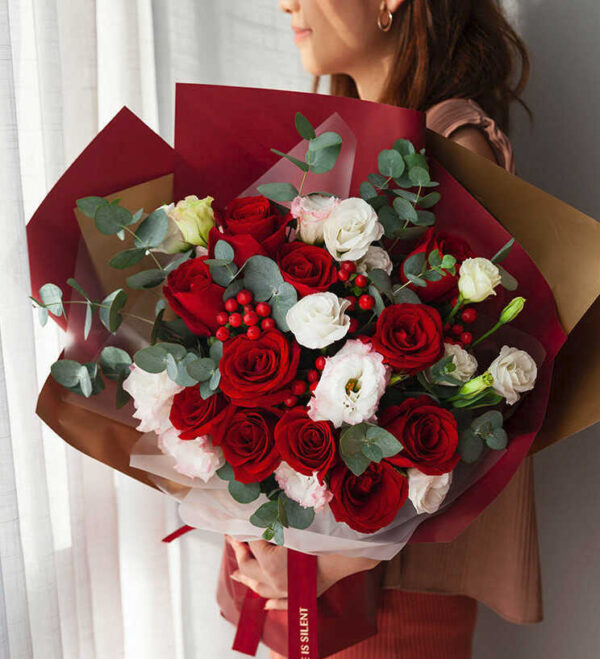 hoa hồng và dạ yến thảo