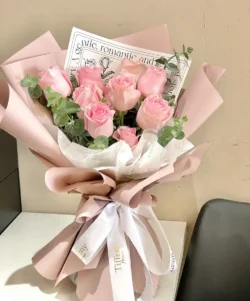 bó hoa hồng 10 bông đẹp tone hồng