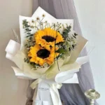 bó hoa hướng dương 2 bông giấy trắng