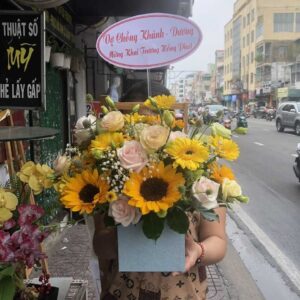 giỏ hoa khai trương 300k