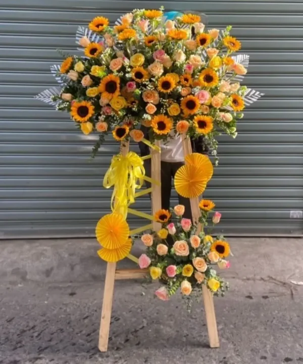 ke-hoa-chuc-mung-hoa-huong-duong kệ hoa chúc mừng hoa hướng duong