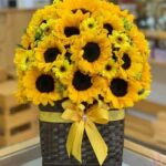 lẵng hoa hướng dương khai trương cửa hàng