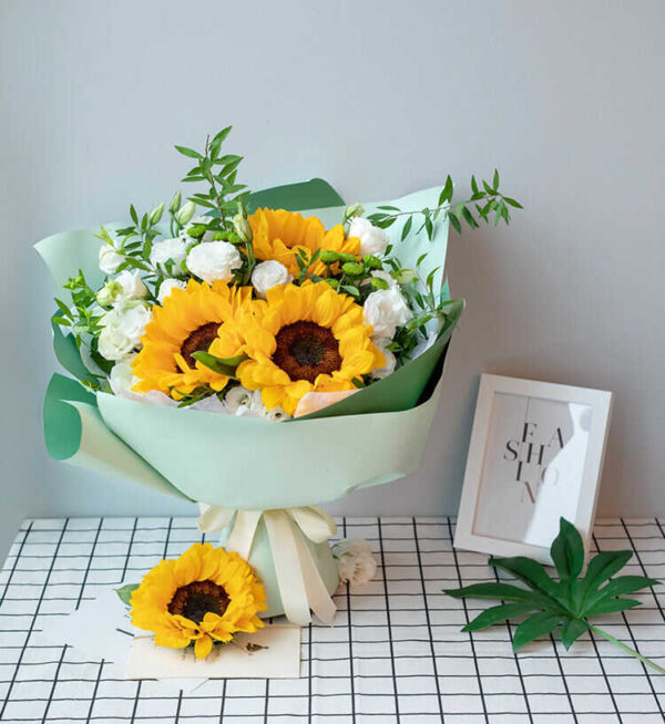 Bó hoa chúc mừng thành công