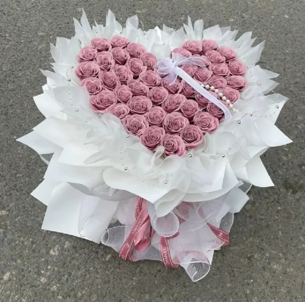 bó hoa sáp 50 bông hình trái tim