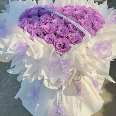 Hoa hồng sáp màu tím