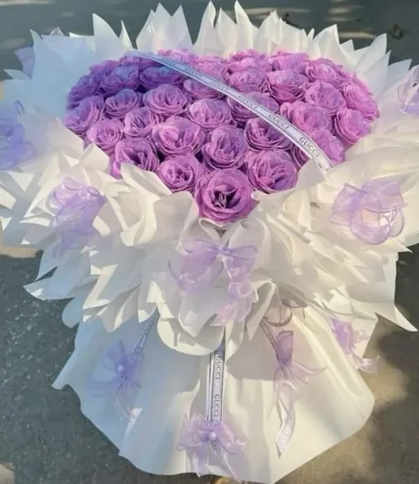 Hoa hồng sáp màu tím