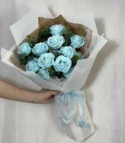 bó hoa sáp màu xanh đẹp