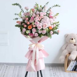 Kệ hoa khai trương tone hồng