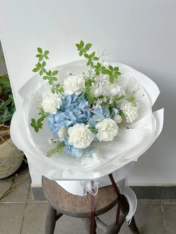 bó hoa hồng trắng