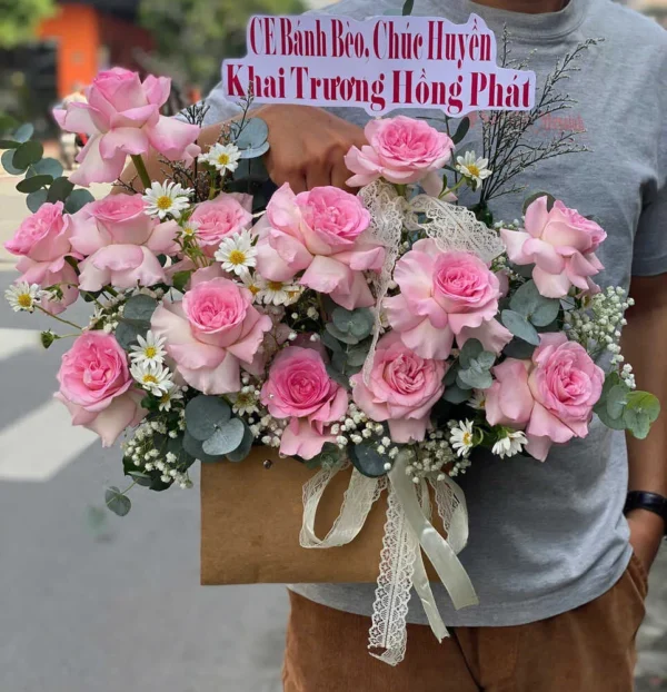 Giỏ hoa hồng đẹp đơn giản - Ảnh 2