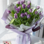 Mẫu bó hoa tulip màu tím đẹp