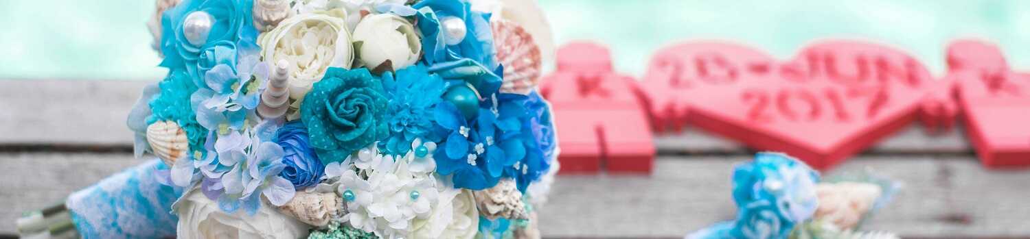 hoa cưới cầm tay