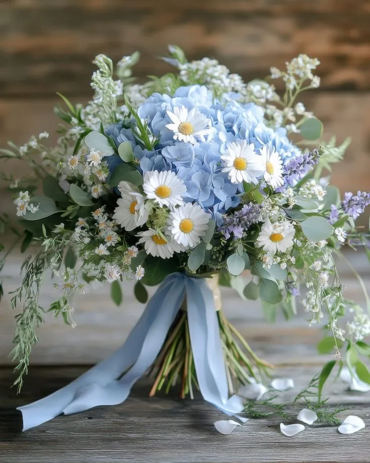 Chọn hoa cưới cẩm tú cầu 