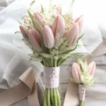 hoa cưới tulip hồng