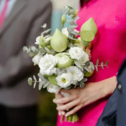 bó hoa sen cưới