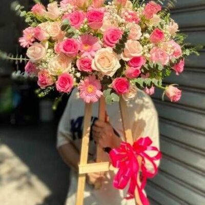 ke hoa khai truong gia re e1755070837686 kệ hoa khai trương giá rẻ