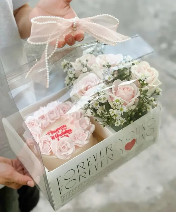 mẫu hoa và bánh sinh nhật