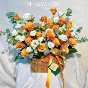 Giỏ hoa hồng đẹp đơn giản