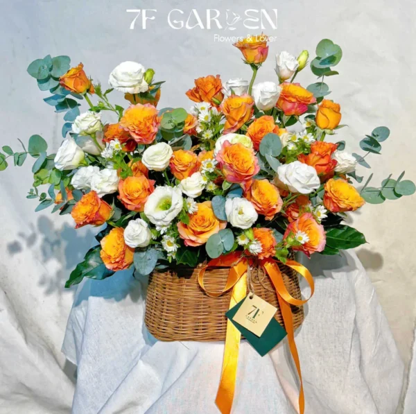 Giỏ hoa hồng đẹp đơn giản