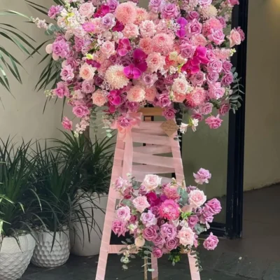 ke hoa hong khai truong kệ hoa hồng khai trương