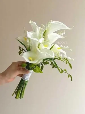 Hoa cưới hoa loa kèn