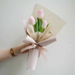 bó tulip 3 bông đơn giản