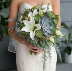 mẫu hoa cầm tay hoa loa kèn cô dâu