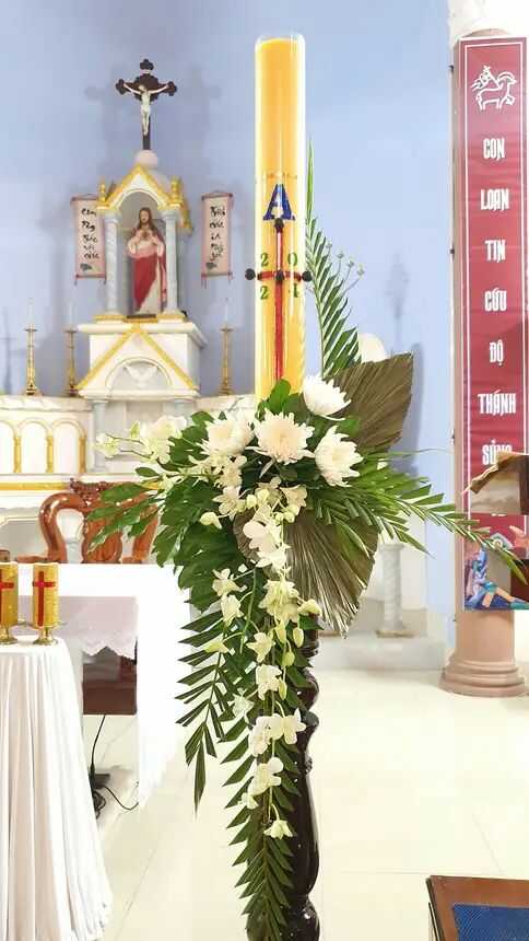 Vòng hoa đám tang công giáo
