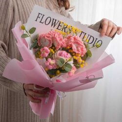 bó hoa cẩm chướng len (2)