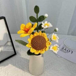 chậu hoa hướng dương bằng len (2)
