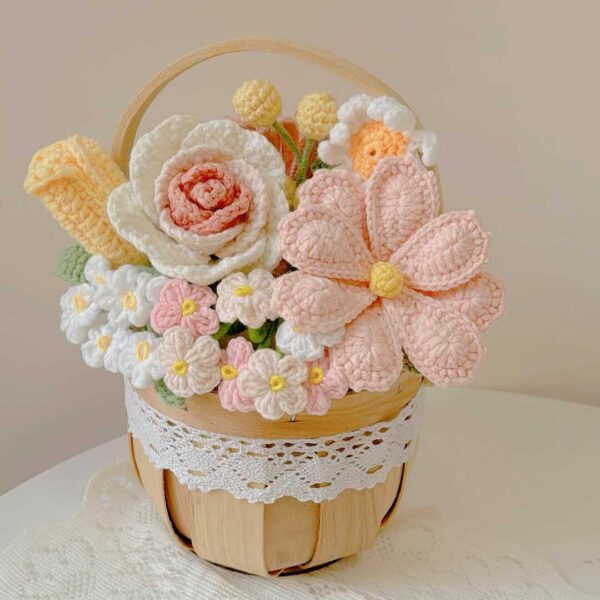 giỏ hoa len handmade