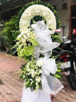 lẫng hoa phúng điếu