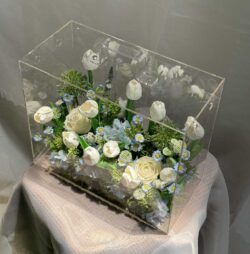 hộp hoa vali mica