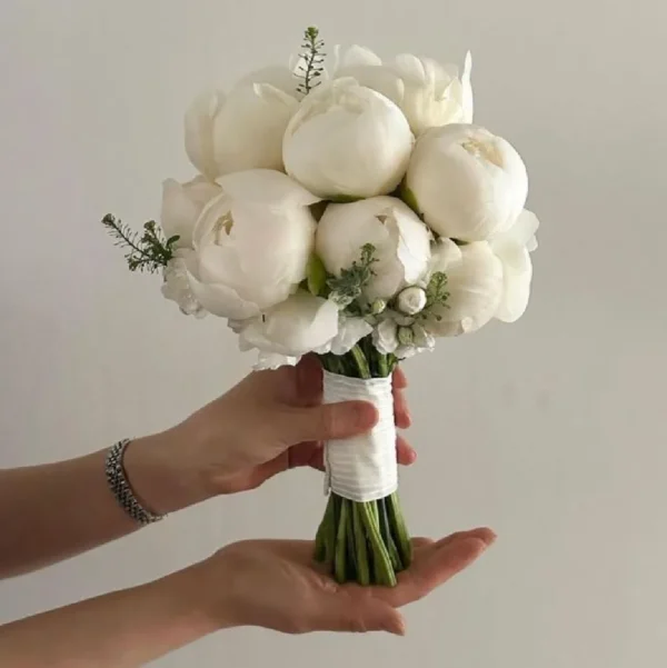 hoa cưới cầm tay mẫu đơn