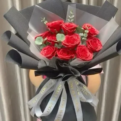 hoa hồng sáp màu đỏ