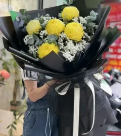 bó hoa cúc mẫu đơn vàng mix hoa baby | 7f garden